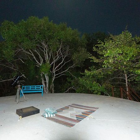 Floresta Encantada Telescopio,Fogueira, Riacho Chapada dos Guimarães Екстериор снимка