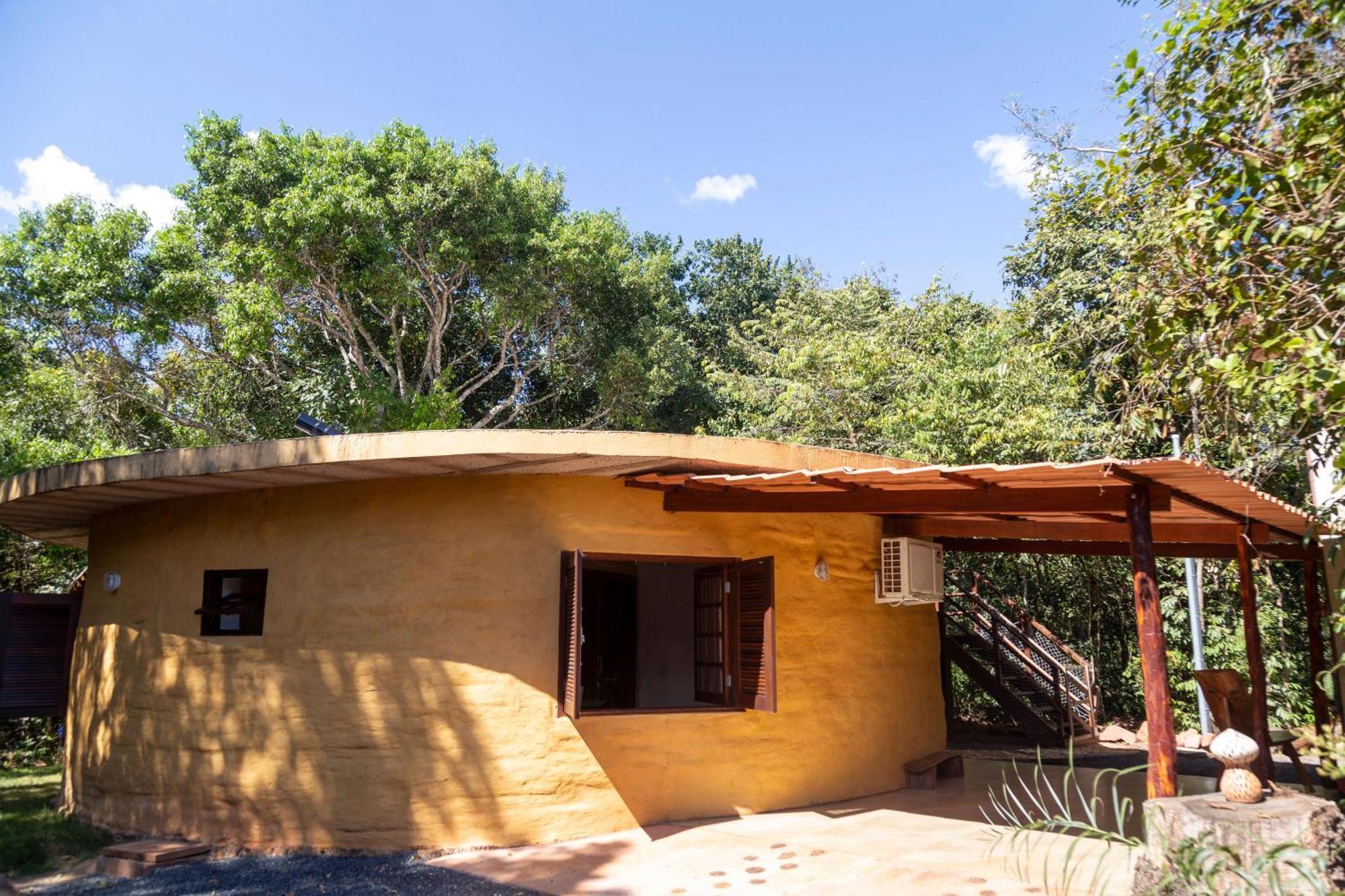 Floresta Encantada Telescopio,Fogueira, Riacho Chapada dos Guimarães Екстериор снимка